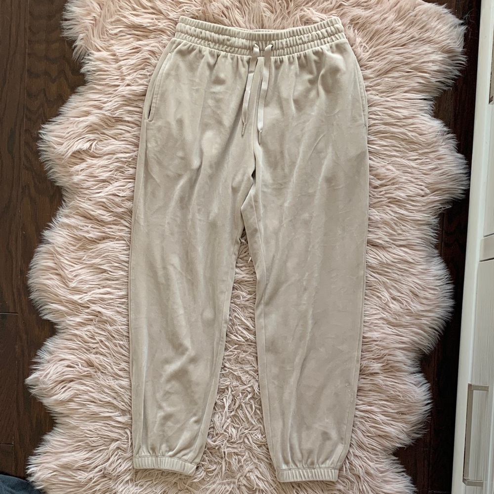 Forever 21 Women’s Beige Velvet Sweats - Picture 1 of 11